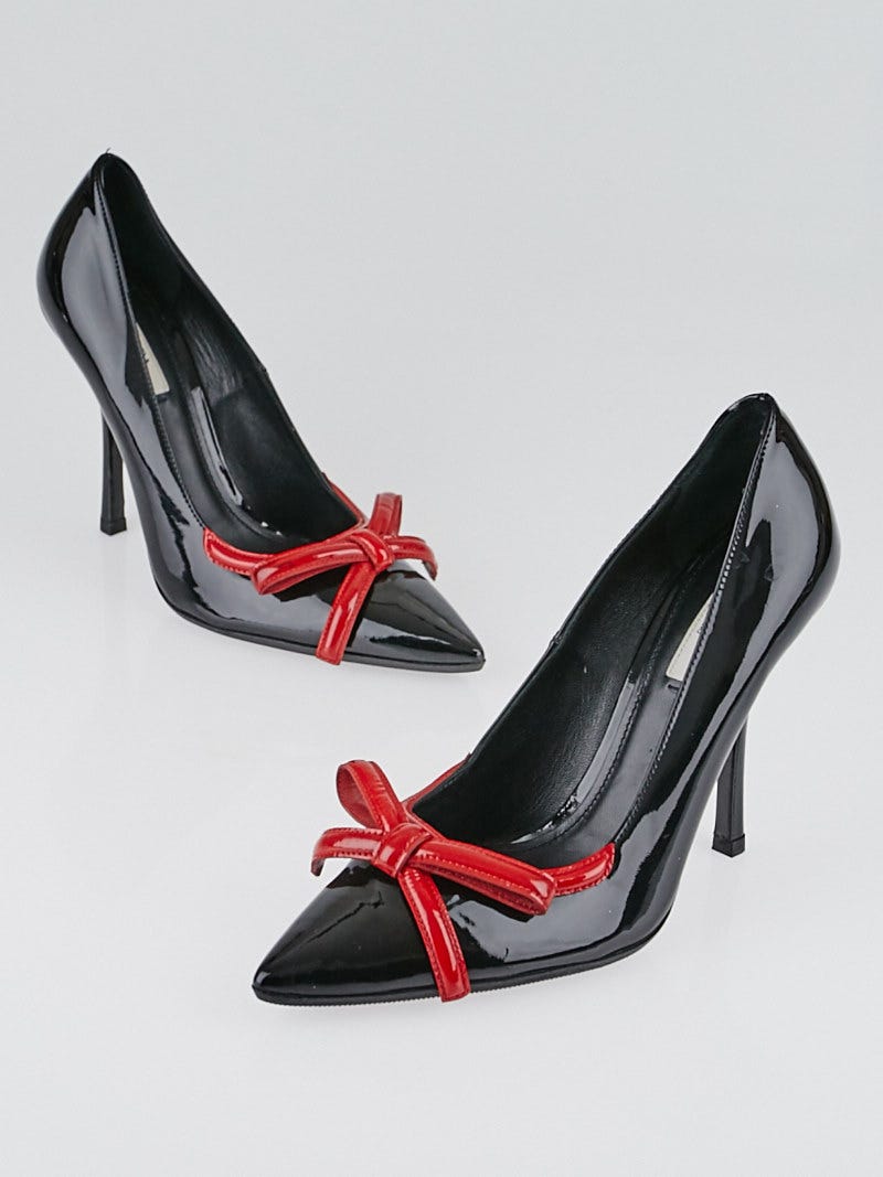 Prada bow pump hotsell