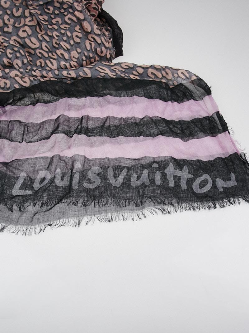 Louis Vuitton Fuchsia and Purple Cashmere/Silk Stephen Sprouse Leopard  Stole Scarf - Yoogi's Closet