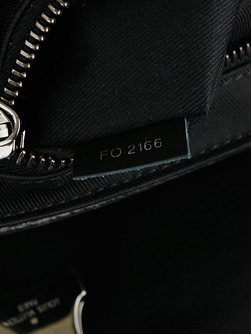Louis Vuitton Messenger Voyager PM Black Taiga Leather ○ Labellov