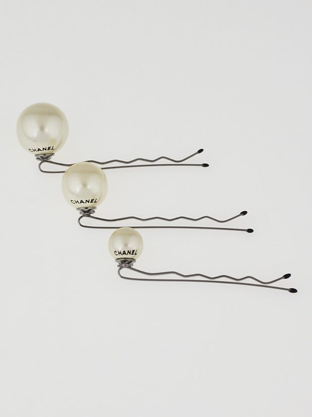 Chanel Faux Pearl Hair Pins