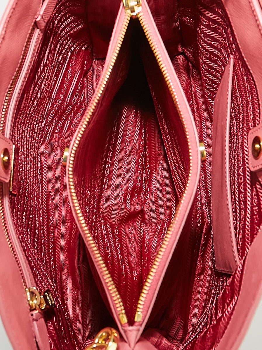 Prada Tamaris Saffiano Lux Leather Tote Bag BN1874 | Yoogi's Closet