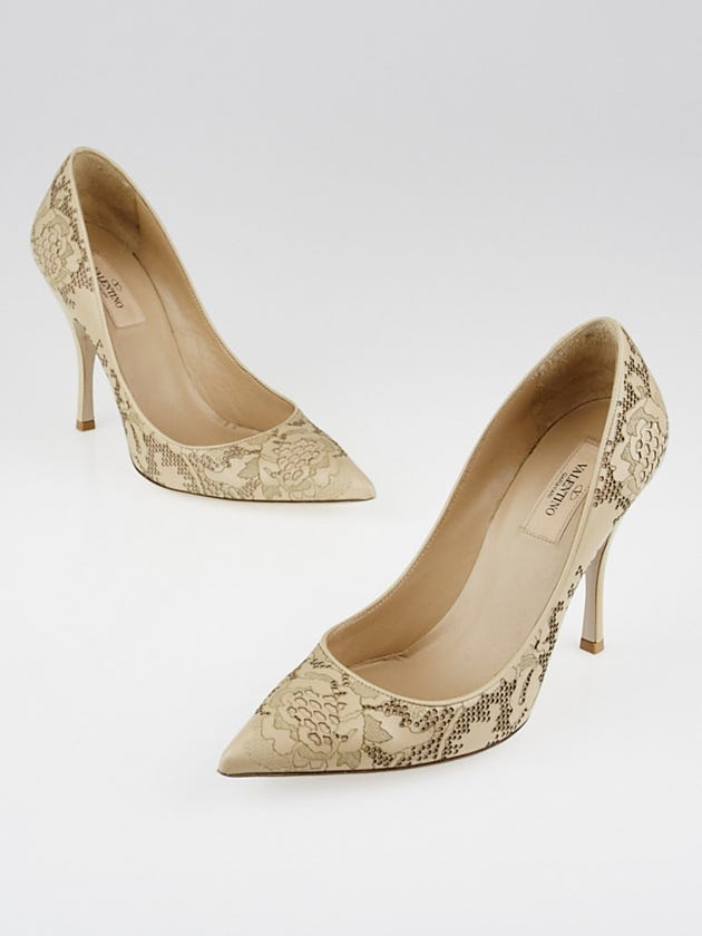 Valentino Beige Laser Cut Leather Pumps Size 7.5/38