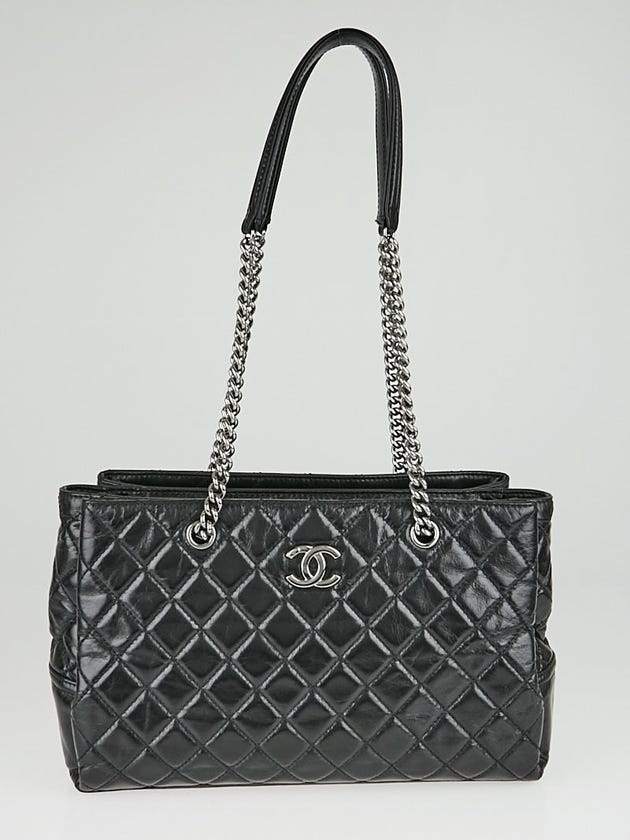 Chanel Black Quilted Glazed Caviar Leather CC Chain Tote Bag