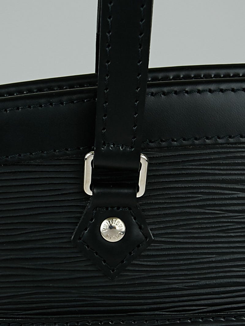 Vintage Authentic Louis Vuitton White Epi Leather Madeleine GM