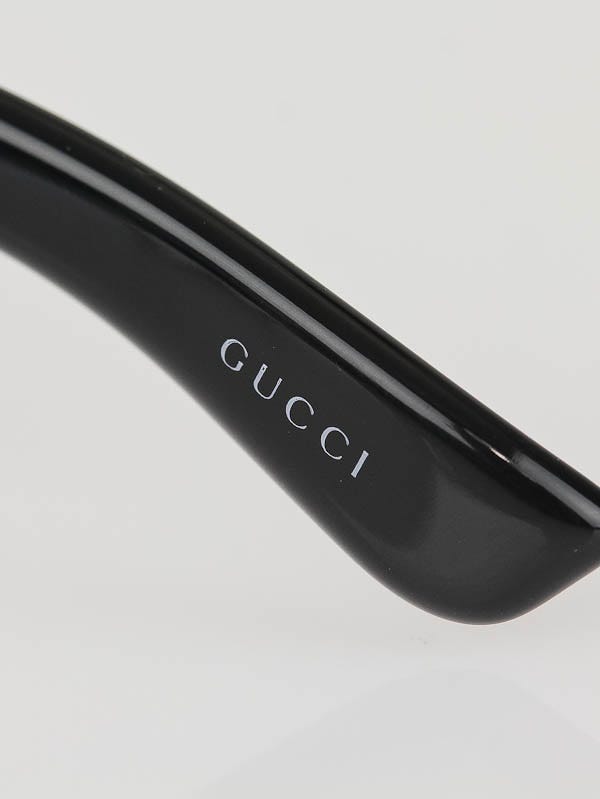 Gucci Black Plastic Frame Heart Crest Sunglasses-3067 | Yoogi's Closet