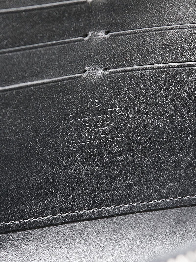 Louis Vuitton White/Black Graphic Print Leather Twist MM Bag - Yoogi's  Closet