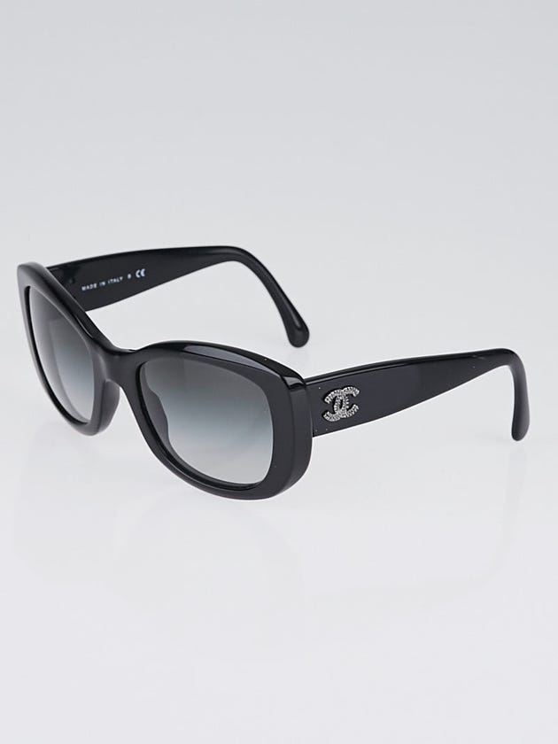 Chanel Black Plastic Frame Oversized CC Sunglasses-5239