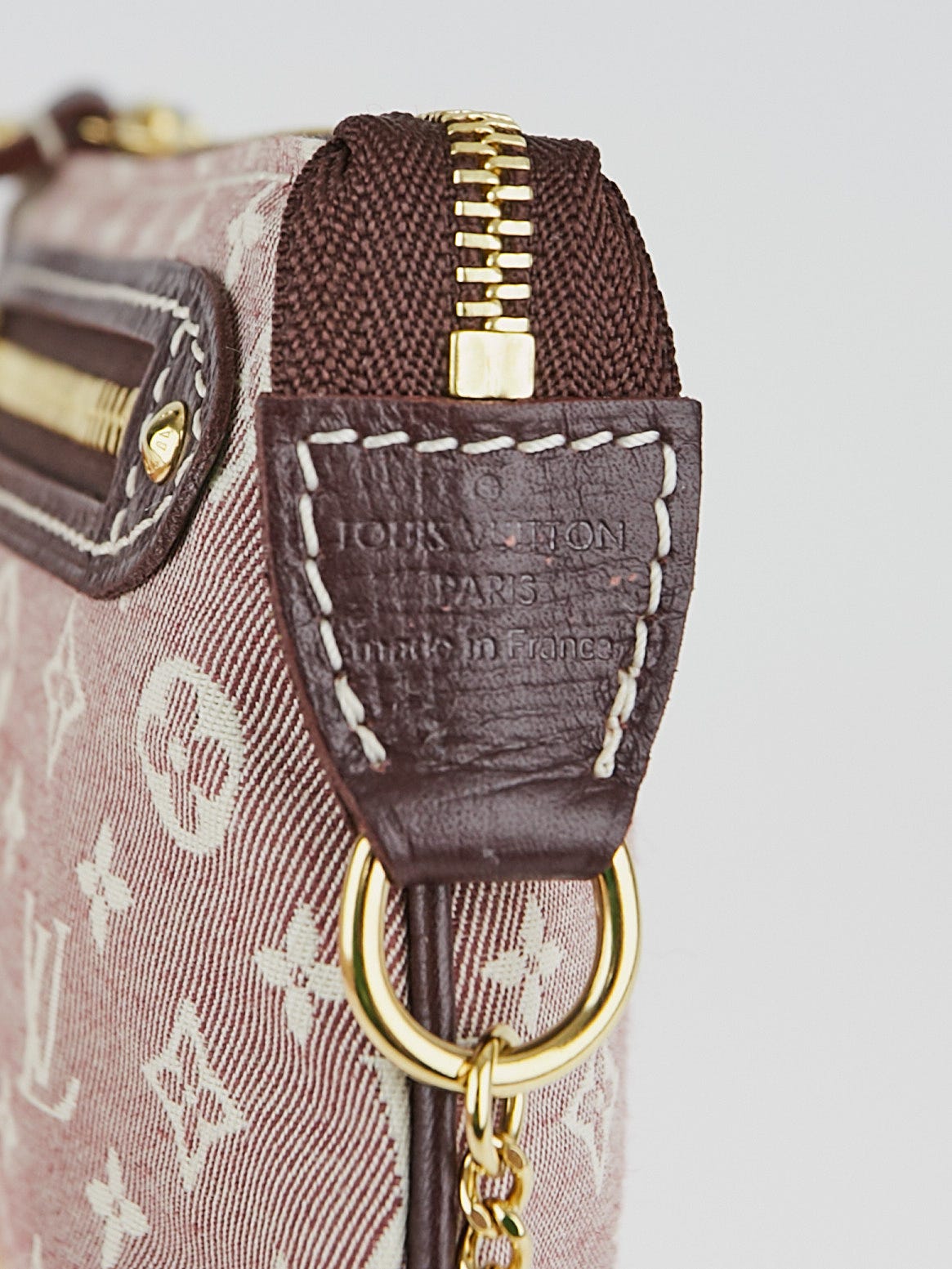 Genuine Louis Vuitton Pochette Leather Jour Zip Travel Closure Travel Clutch