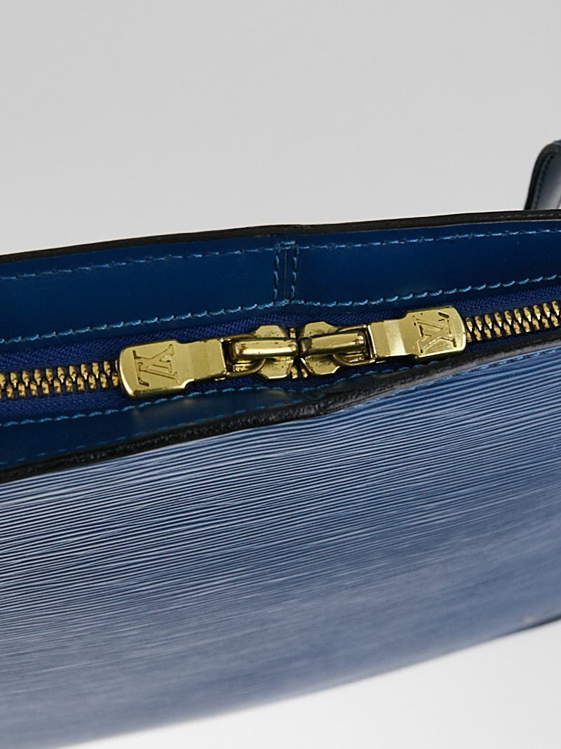Lussac leather handbag Louis Vuitton Blue in Leather - 37592945