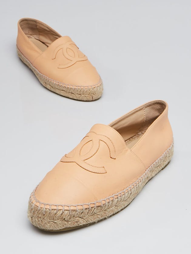 Chanel Beige Lambskin Leather CC Espadrille Flats Size 7.5/38