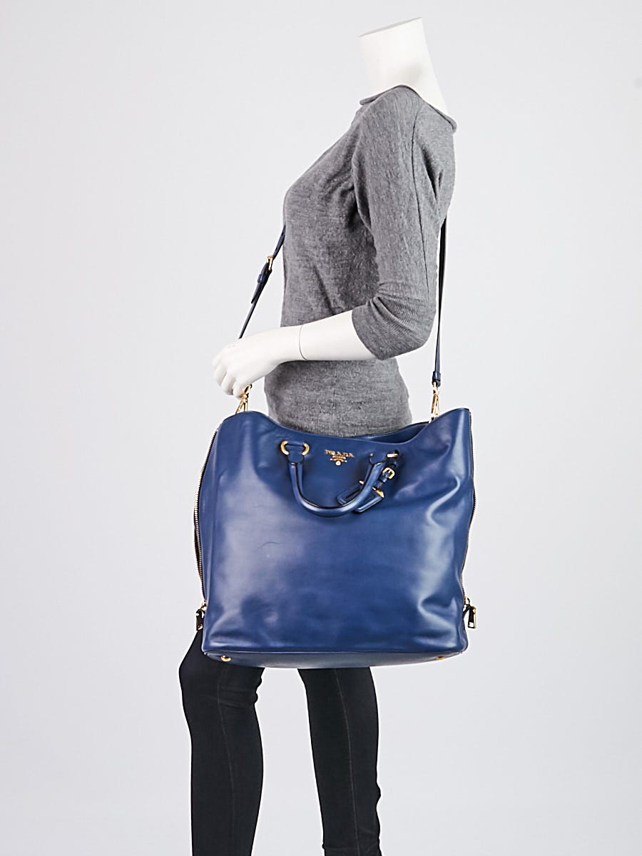 Prada Blue Leather Shopping Tote BN2477 | Yoogi's Closet