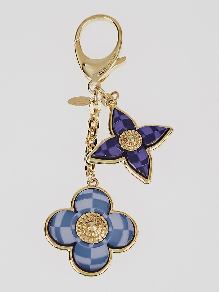 Louis Vuitton Blue Resin Mosaic Monogram Flower Key Holder and Bag Charm -  Yoogi's Closet