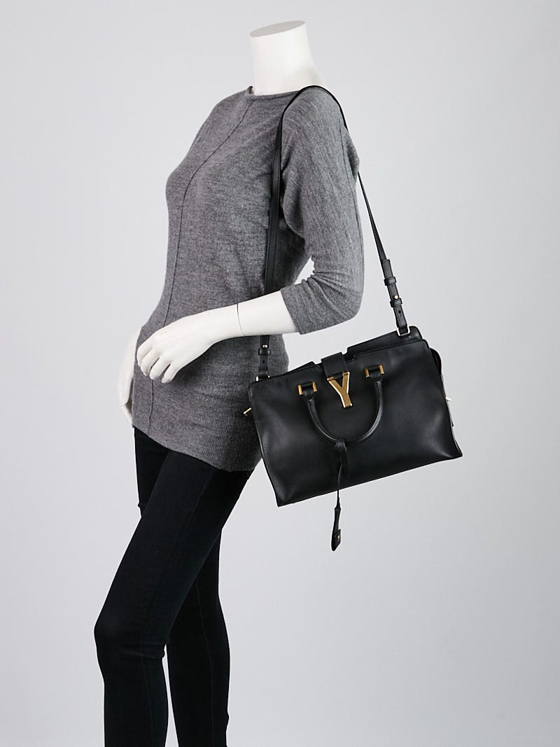 Yves Saint Laurent Black Smooth Calfskin Leather Small Cabas ChYc Bag -  Yoogi's Closet