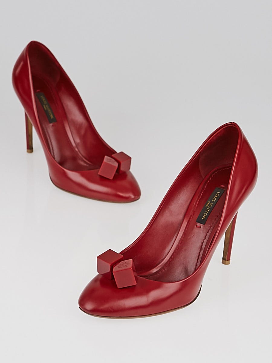 Patent leather heels Louis Vuitton Red size 37.5 IT in Patent
