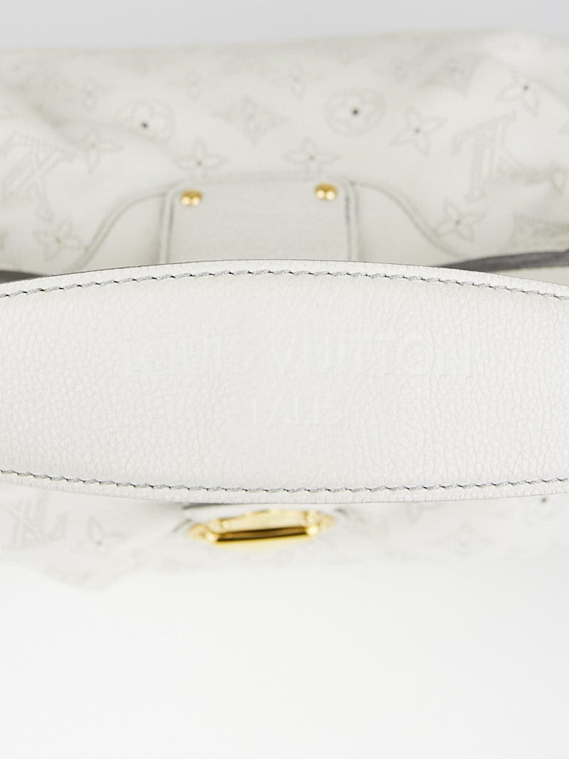 Louis Vuitton Mahina Leather Solar PM Shoulder Bag (SHF-BTAZRY) – LuxeDH