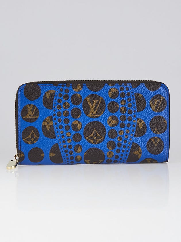Louis Vuitton Limited Edition Yayoi Kusama Cosmic Blue Monogram Pumpkin Dots Zippy Wallet