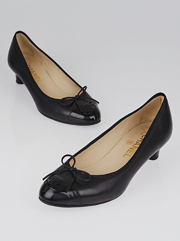 Chanel Black Leather and Black Patent Leather CC Cap Toe Low Heel Pumps Size 6.5/37