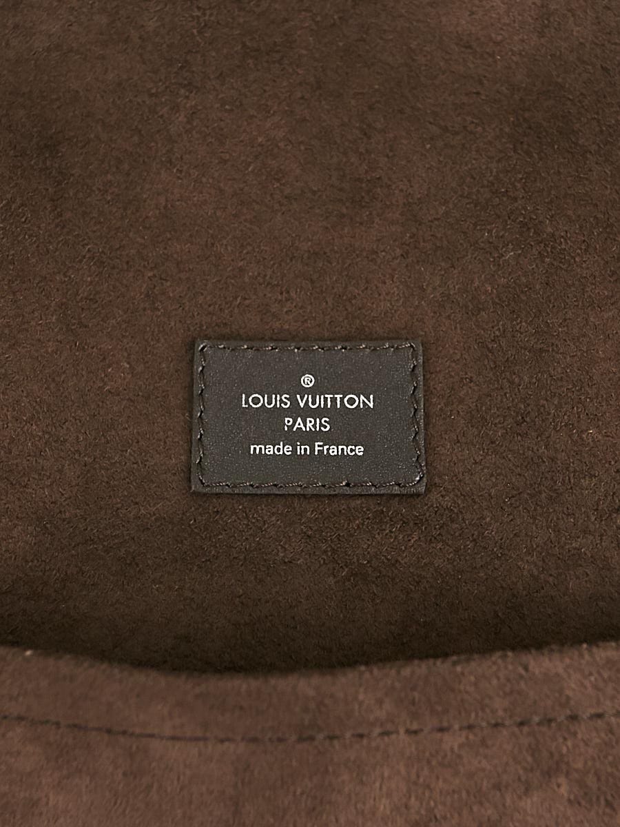 Louis Vuitton Marc Newson Blue Shearling Backpack at 1stDibs  louis  vuitton marc newson backpack, purple louis vuitton backpack, marc newson  louis vuitton