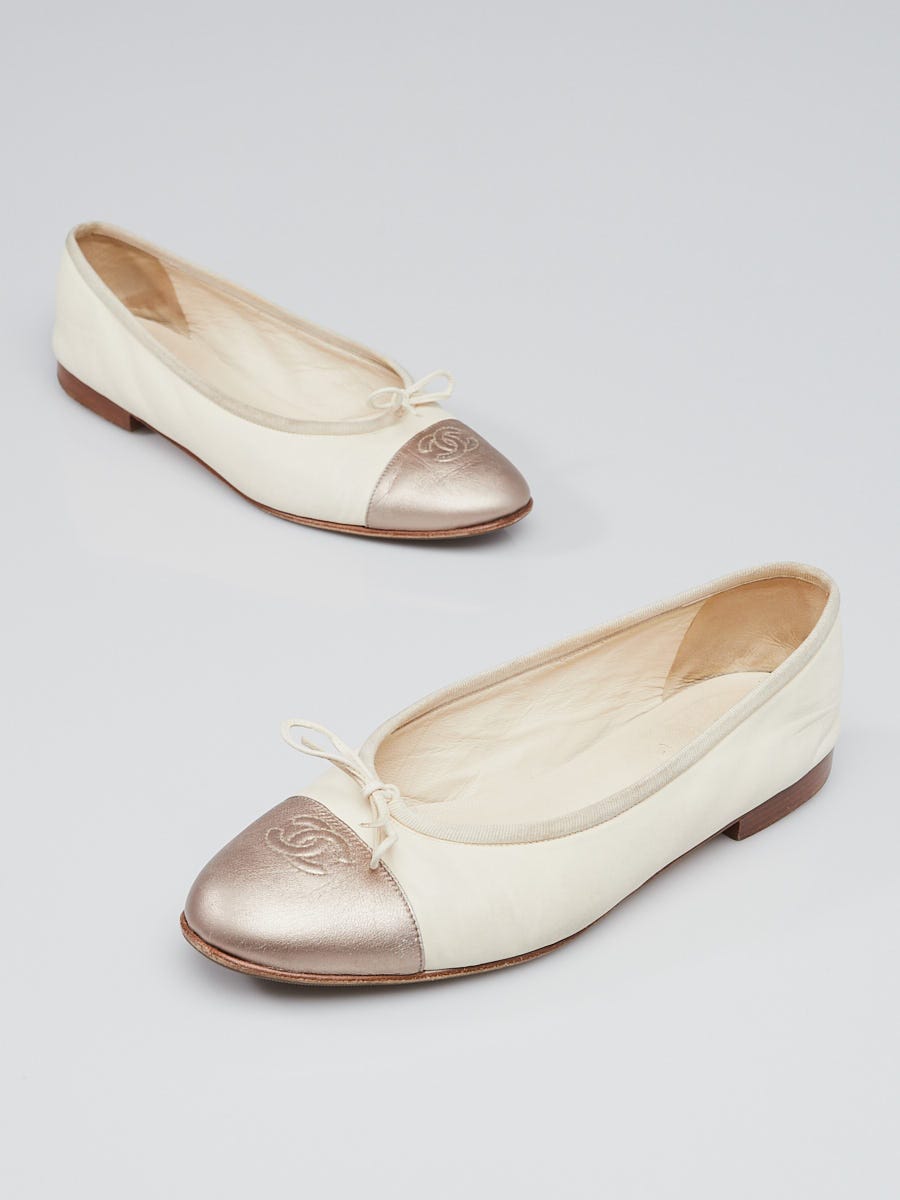 Chanel White/Gold Leather Cap Toe CC Ballet Flats Size 9.5/40 - Yoogi's  Closet