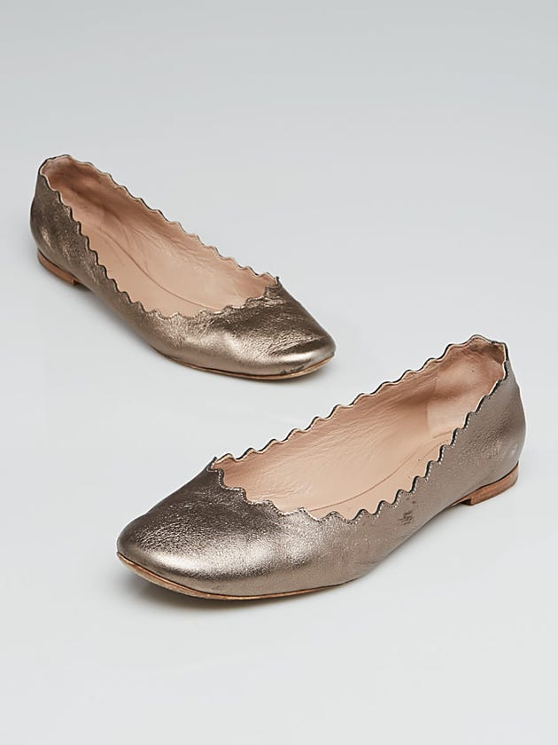 Chloe Silver Leather Waves Ballet Flats Size 8/38.5