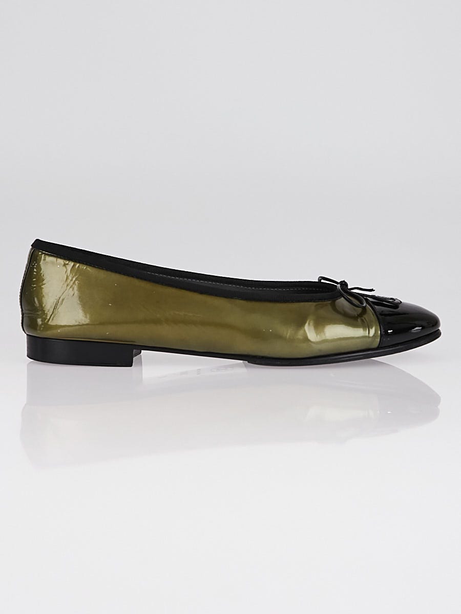 Louis Vuitton Dark Green Patent Leather Ballet Flats Size 38.5