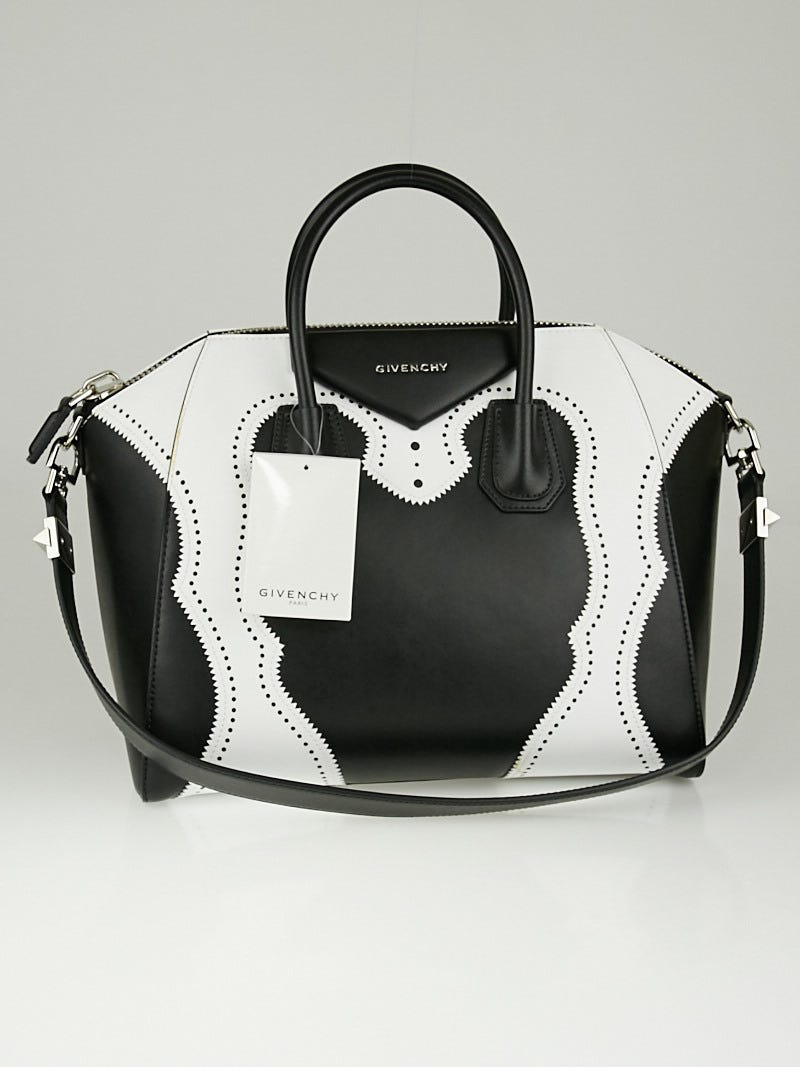 Antigona Medium Leather Tote in Black - Givenchy