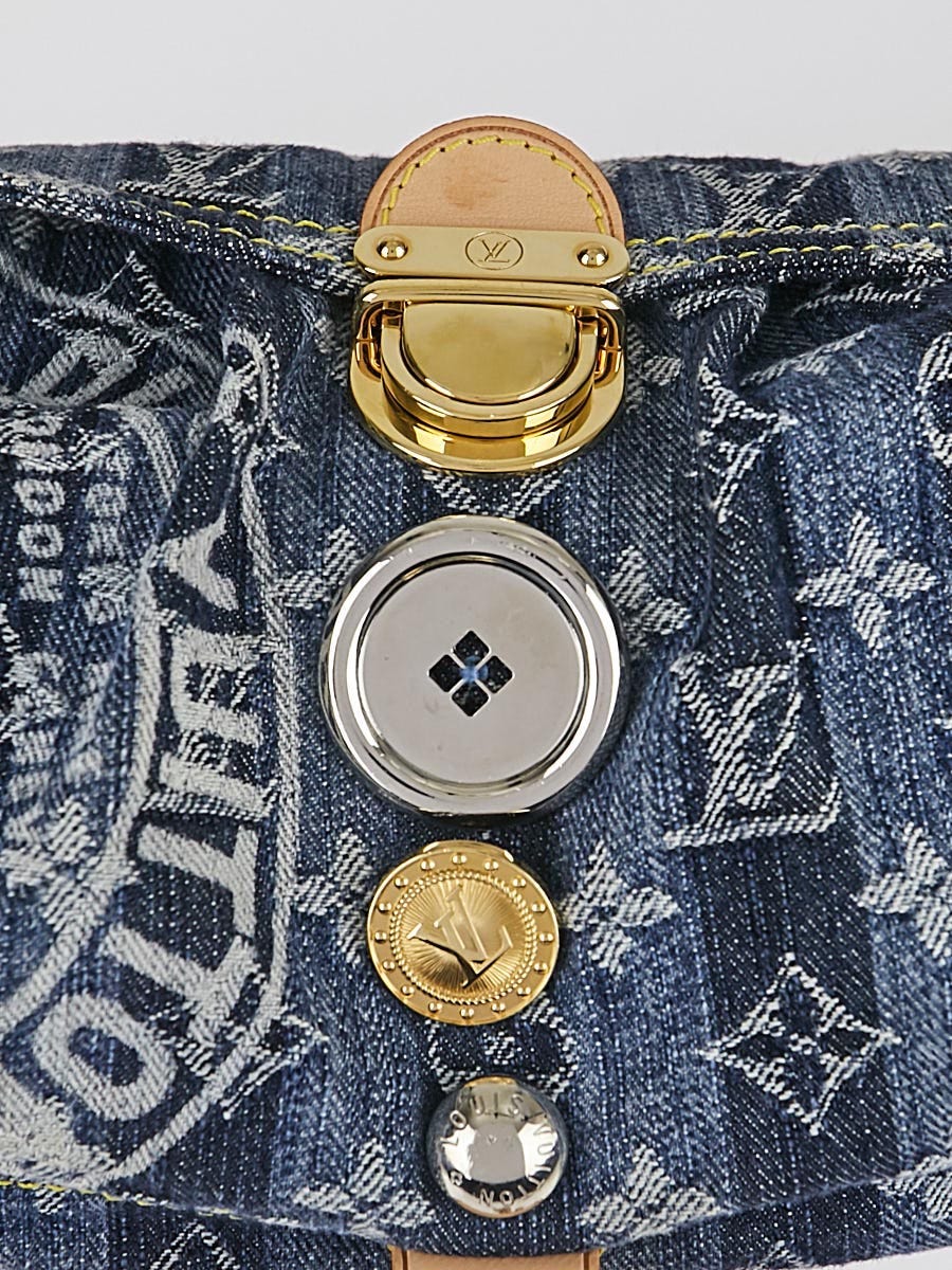 Louis Vuitton Louie Vuitton Denim Pleaty Raye Special Edition Limited  Edition Judy Blame Blue Cloth ref.29039 - Joli Closet
