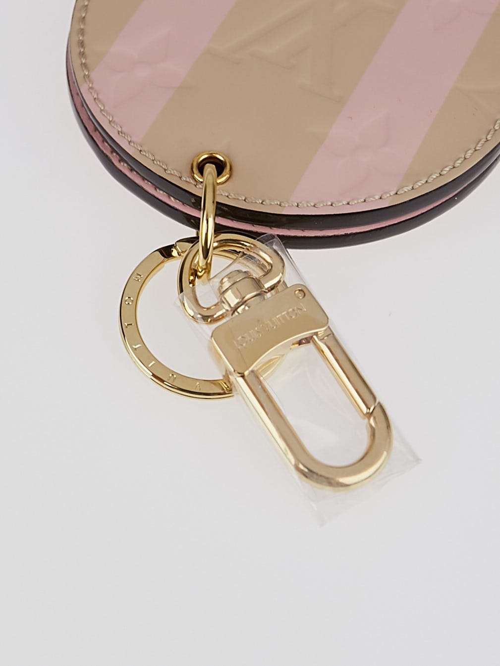 Louis Vuitton Dune/Rose Angelique Striped Monogram Vernis Round Key Holder  and Bag Charm - Yoogi's Closet