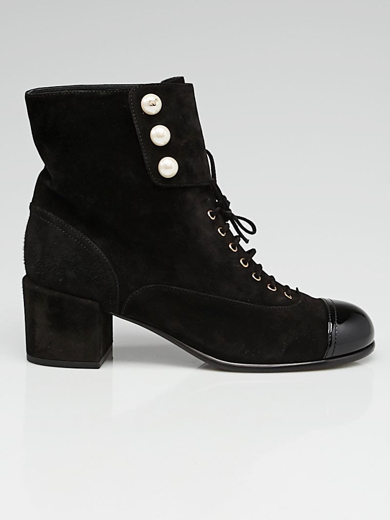 Chanel - Authenticated Ankle Boots - Suede Black Plain for Women, Never Worn
