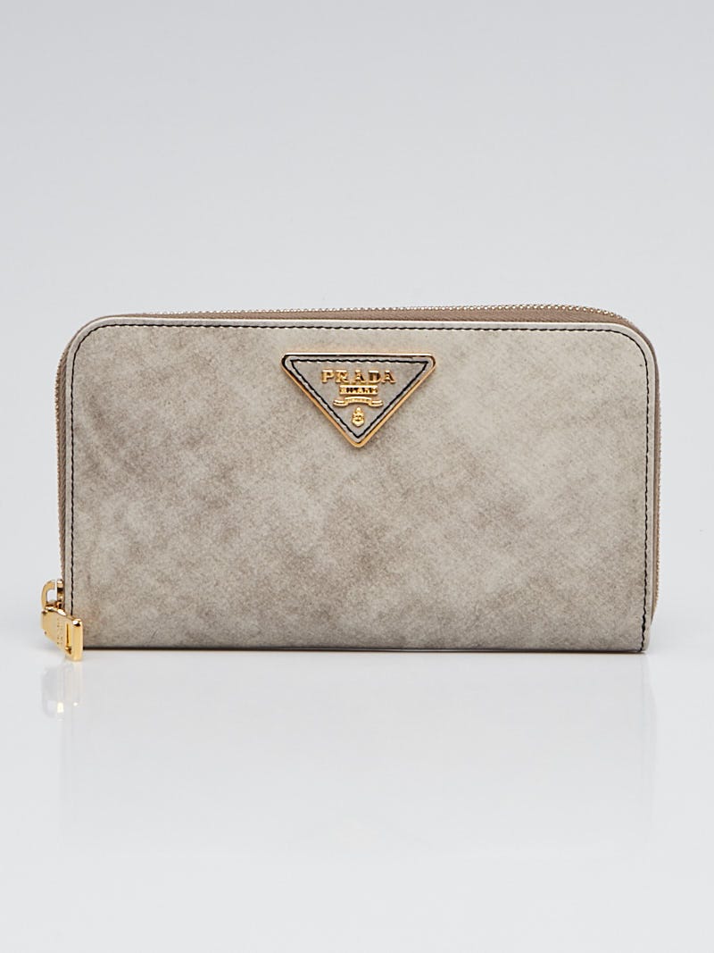 Prada Quarzo Fume Spazzolato Leather Zip Wallet 1M0506