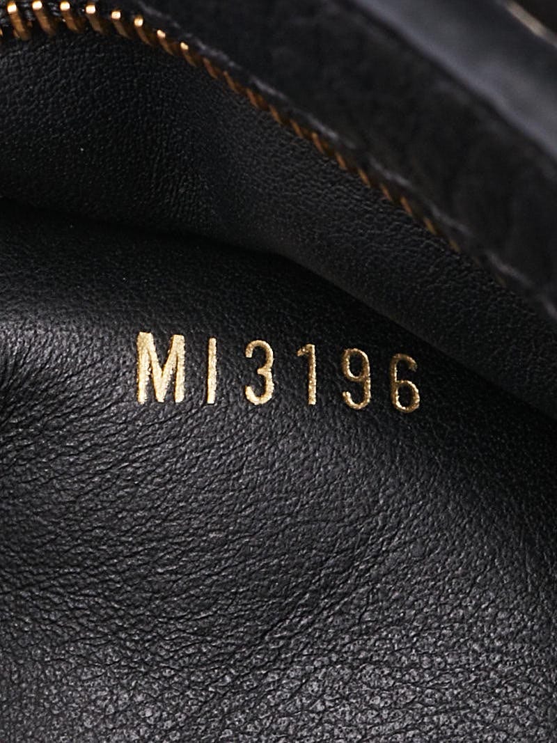 Louis Vuitton Black Suhali Leather Lockit PM Bag - Yoogi's Closet