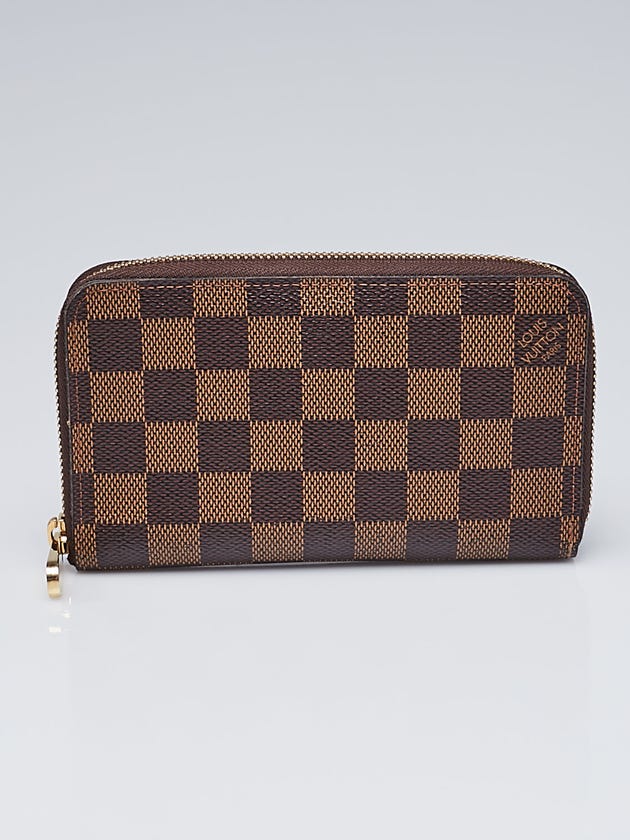 Louis Vuitton Damier Zippy Compact Wallet