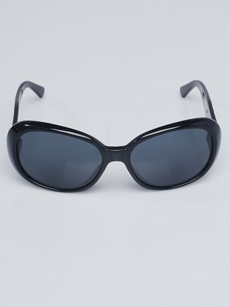 Chanel Black Frame Camellia Flower Sunglasses-5113 - Yoogi's Closet
