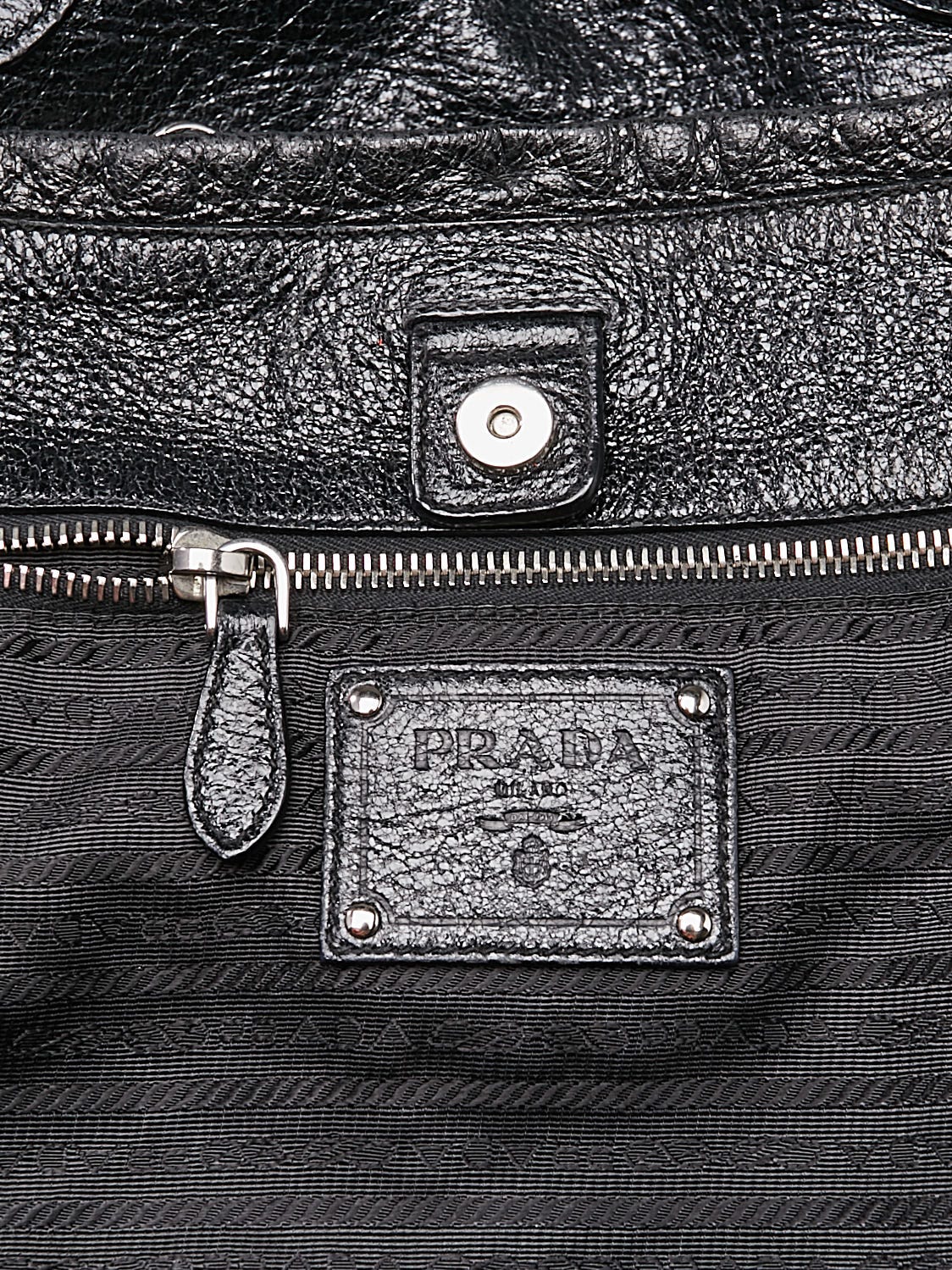 PRADA Cervo Lux Chain Bag Black 20107