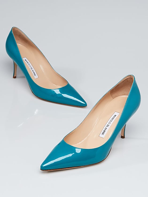 Manolo Blahnik Blue Patent Leather Nausikaba Pointy Toe Pumps Size 9/39.5