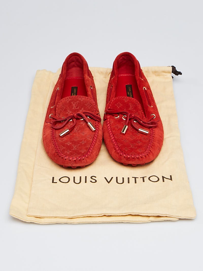 Louis Vuitton Red Monogram Embossed Suede Gloria Flat Loafers Size 10 -  Yoogi's Closet