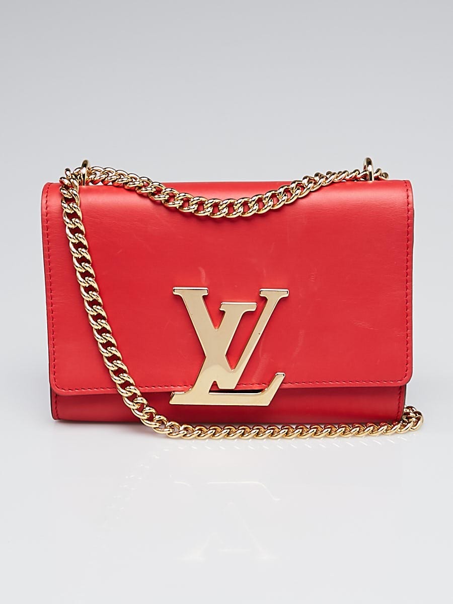 Chain Bags and Clutches Collection for Women  LOUIS VUITTON