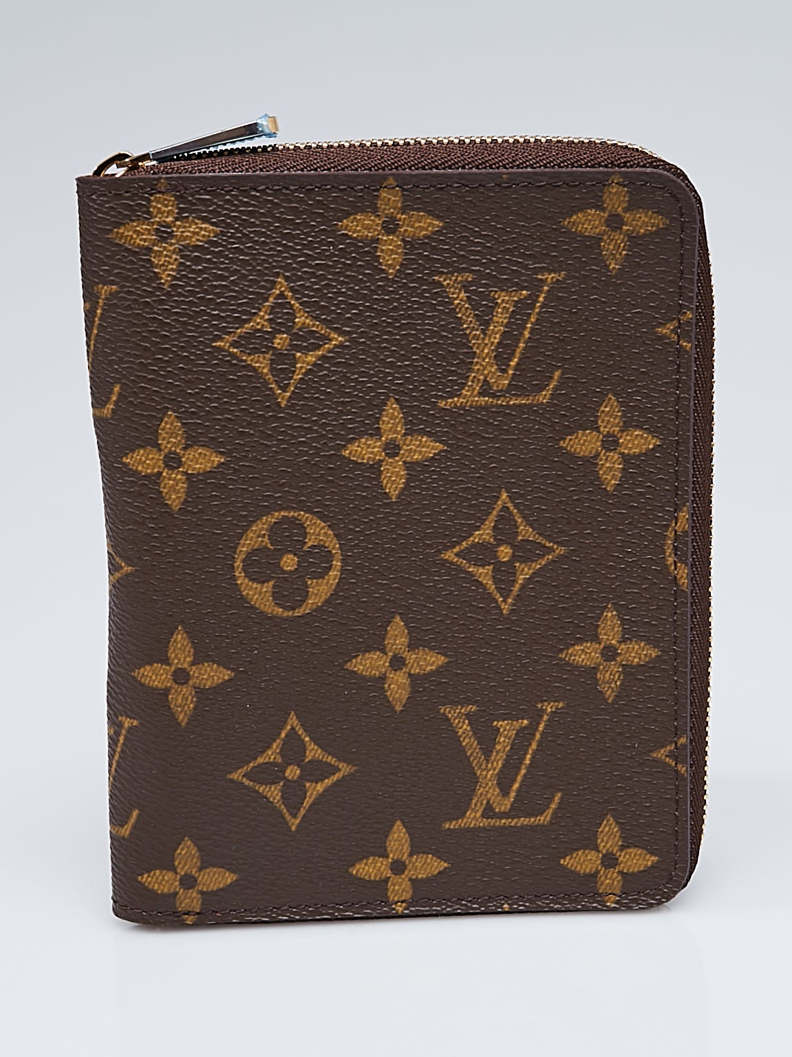 Louis Vuitton, Bags, Louis Vuitton Vintage Monogram Zippy Passport Cover