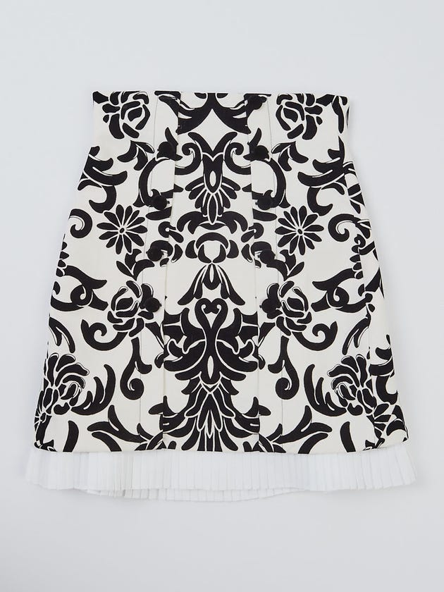Alexander McQueen White/Black Wool/Velvet Printed Skirt Size 6/40