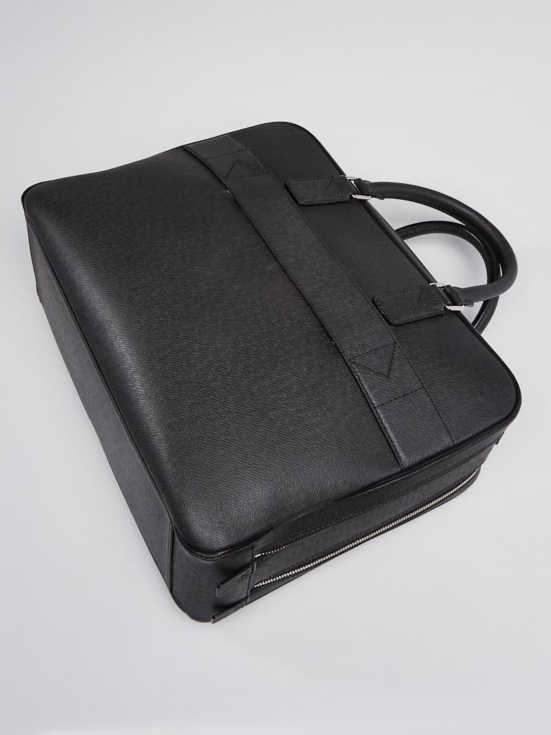 Louis Vuitton Black Taiga Alexander Briefcase | Yoogi's Closet