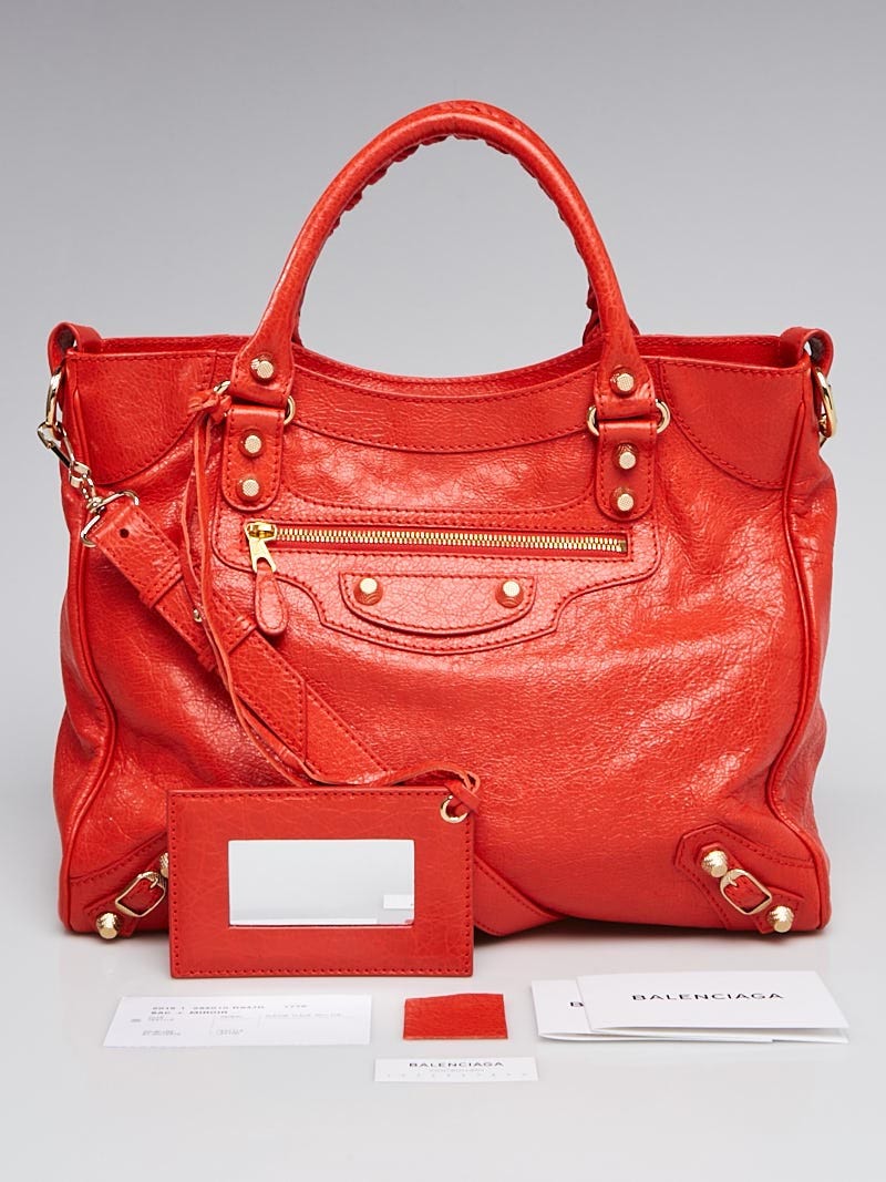 172203_13.jpg?quality=80&bg-