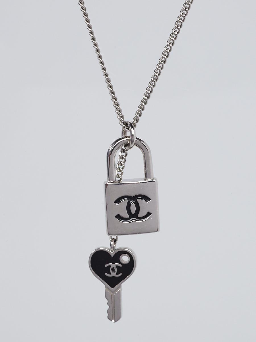 CHANEL Enamel CC Padlock Heart Key Necklace Black Silver 353082   FASHIONPHILE