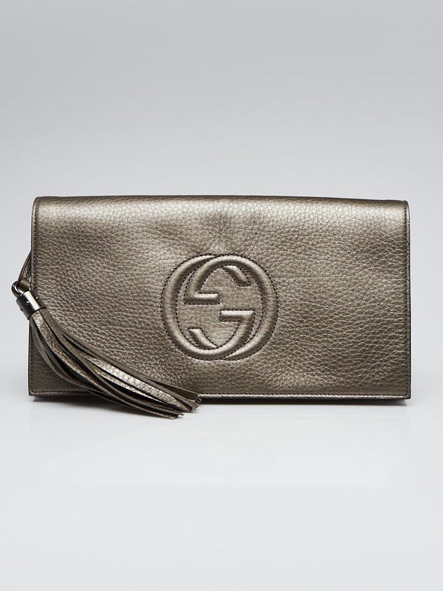 Gucci Grey Metallic Leather Soho Clutch Bag