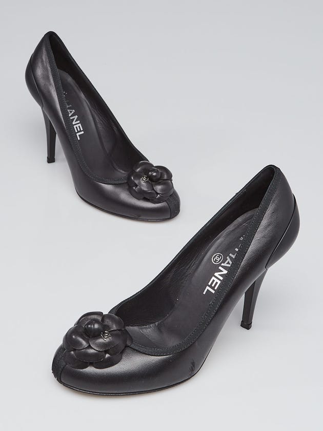 Chanel Black Leather Camellia Escarpins Heels Size 7/37.5