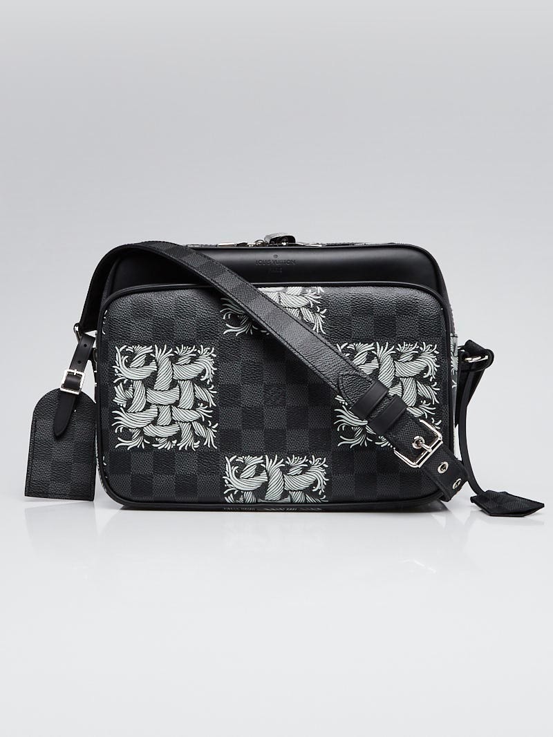 Louis Vuitton x Cristopher Nemeth 2015 pre-owned Nil PM Messenger Bag -  Farfetch