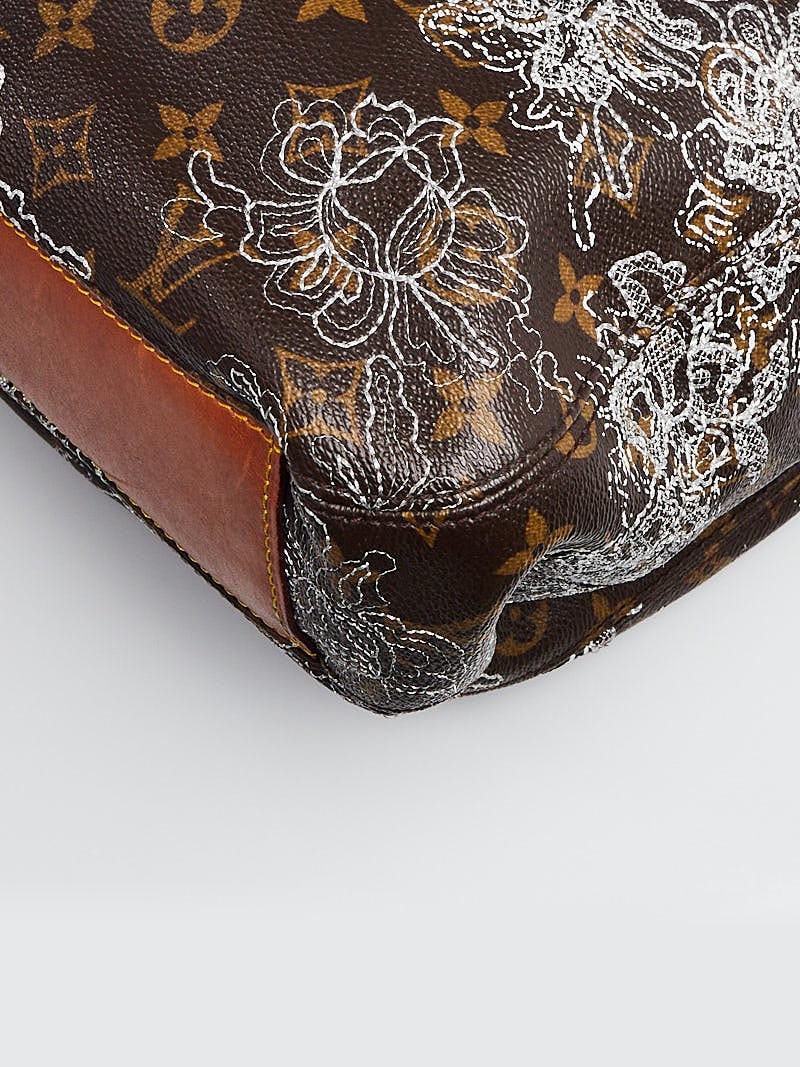 LOUIS VUITTON ジュニフィーヌ Louis Vuitton Limited Edition Gold Dentelle Fersen Bag