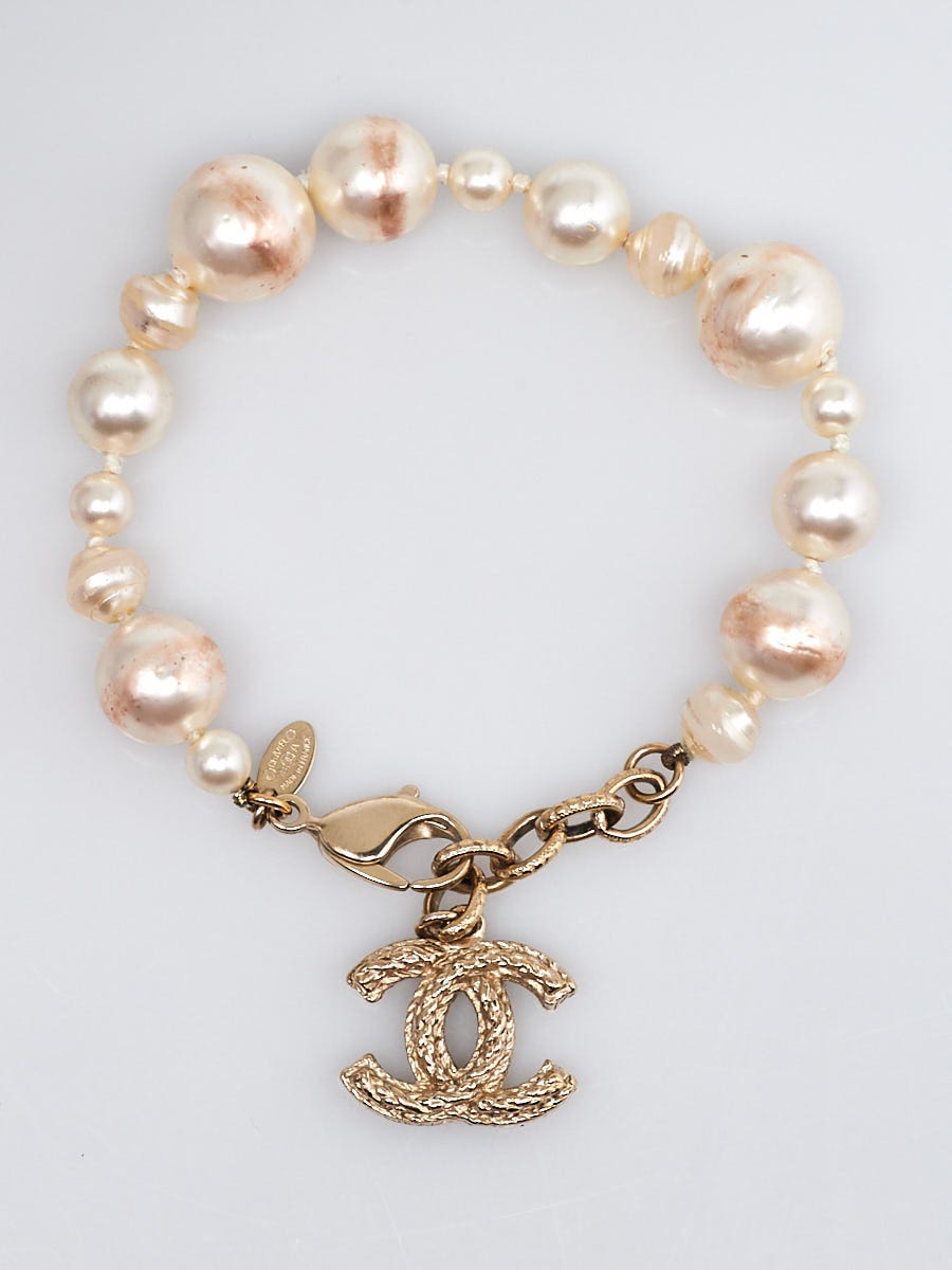 Chanel Glass Pearl and Gold Metal CC Bracelet - Yoogi's Closet