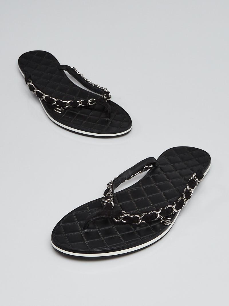 hastighed øre Validering Chanel Black Leather and Suede Chain Thong Sandals Size 10/40.5 - Yoogi's  Closet