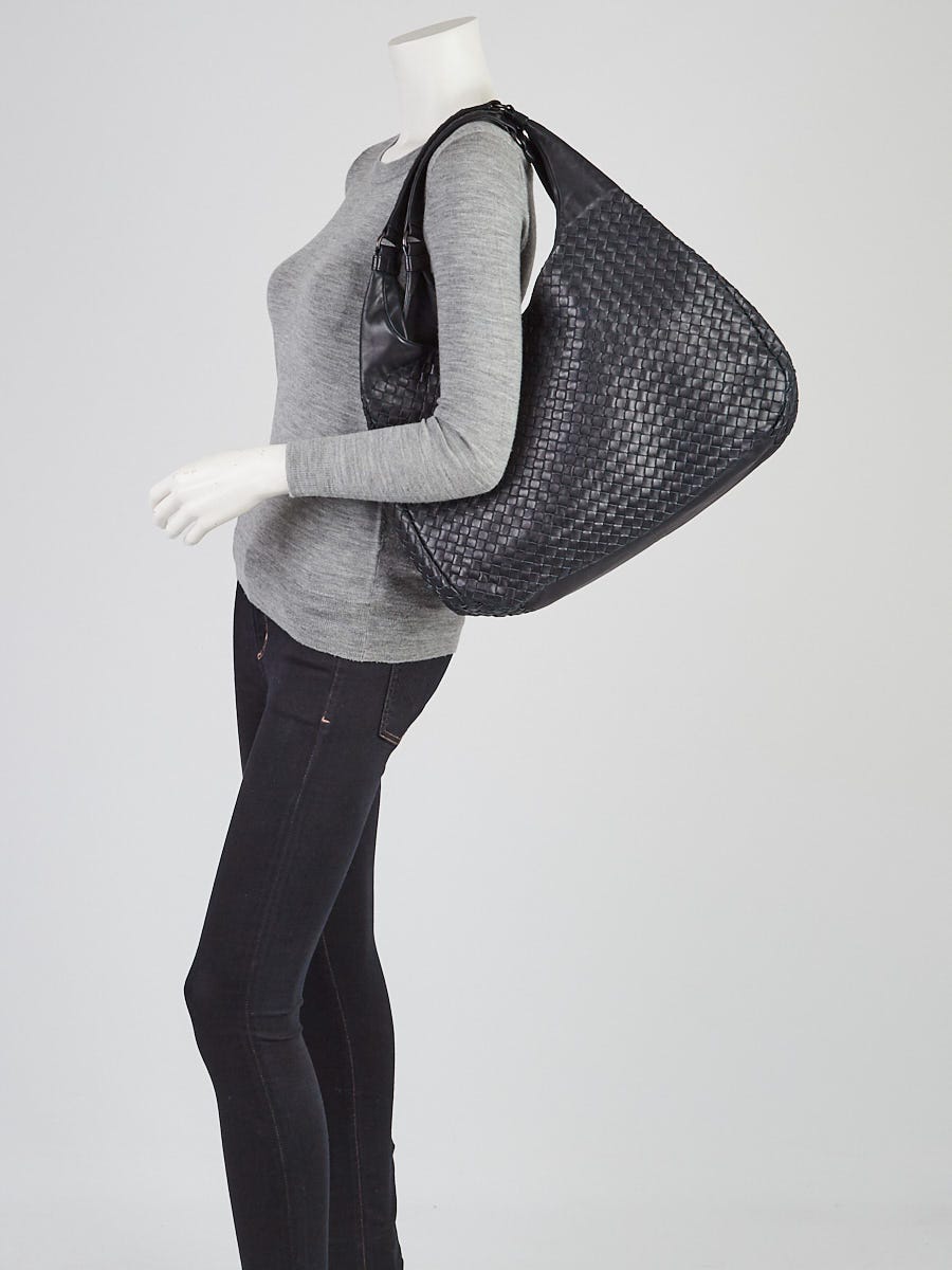 バッグ BOTTEGA VENETA Intrecciato Campana Bag Bottega Veneta® Women's Campana in Sea salt. Shop online now.