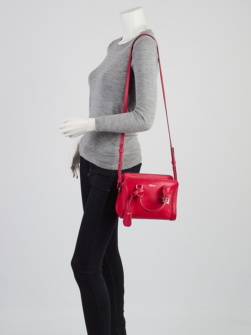 Alexander McQueen Pink Pebbled Leather Padlock Crossbody Bag - Yoogi's  Closet